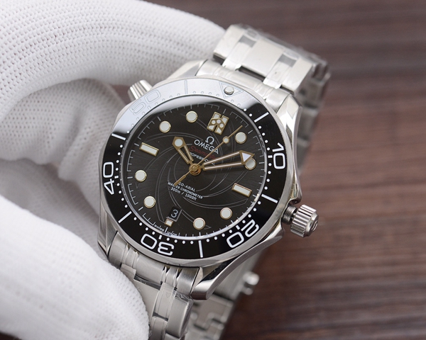 オメガ時計正面デザイン